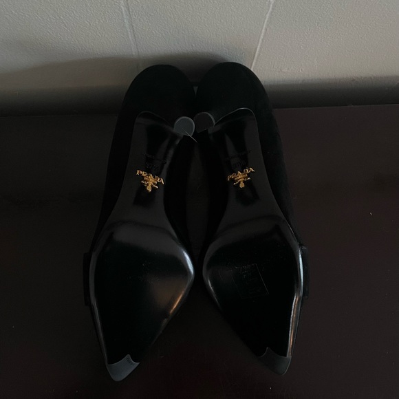 Prada Pumps - Picture 5 of 5